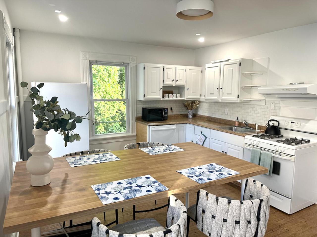 Sweet Escape, 2Br Apt In Beach Community, Only 1 Hr To Nyc! Norwalk Esterno foto