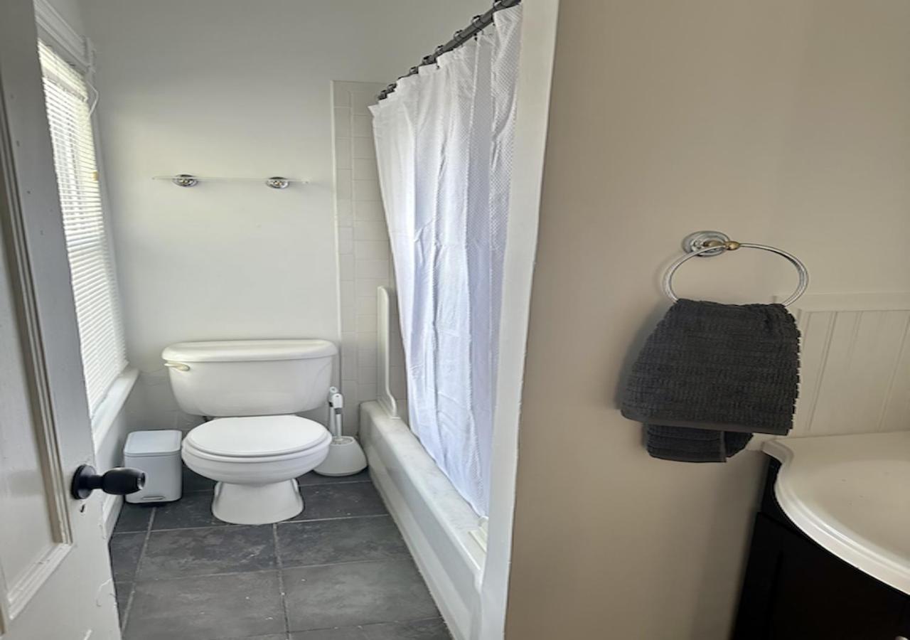 Sweet Escape, 2Br Apt In Beach Community, Only 1 Hr To Nyc! Norwalk Esterno foto